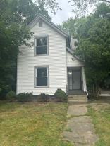 906 W 22nd St - Photo 1 of 1