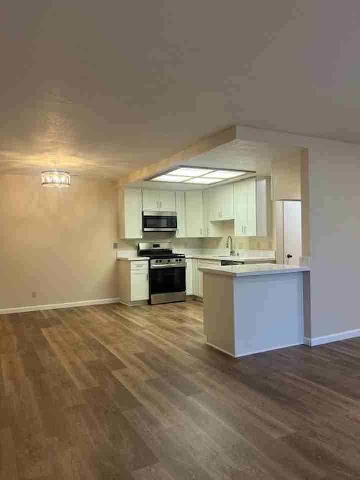 6130 Thornwood Dr - Photo 3 of 18