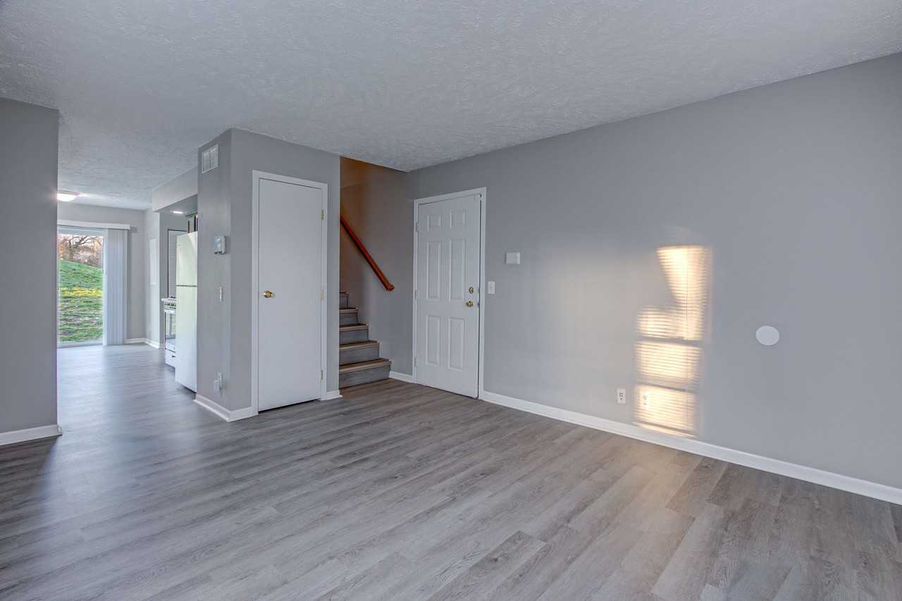 1010 E Main St - Photo 2 of 6