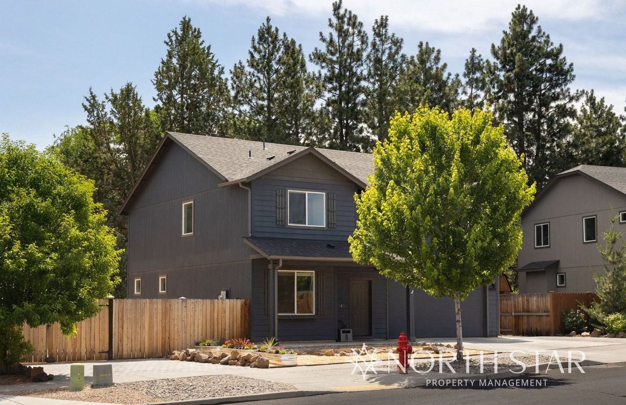 61470 Lucia St - Photo 2 of 33