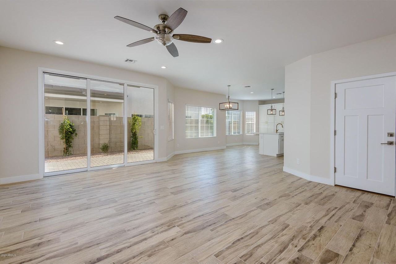 Gifford Groves - Photo 5 of 49