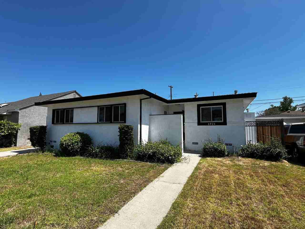 5934 E Conant St - Photo 2 of 16