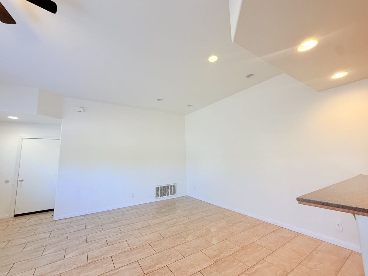 66386 Flora Ave #B - Photo 2 of 22