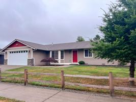 featured image of 251 19th St