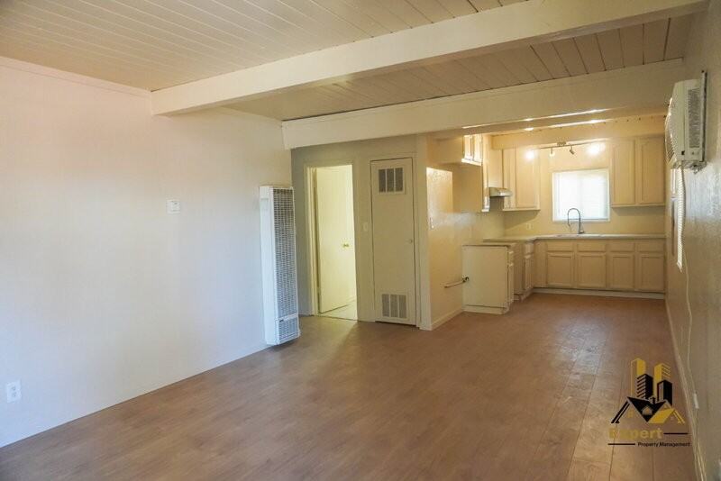 697 Santiago Ave - Photo 5 of 18