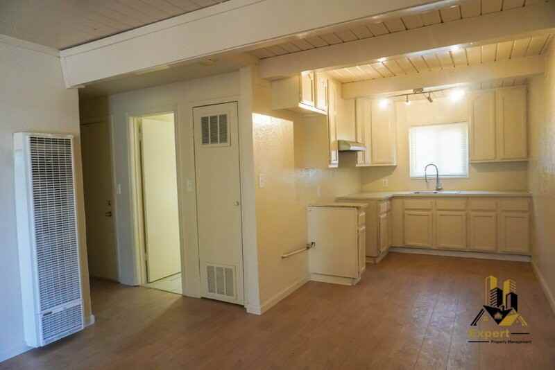 697 Santiago Ave - Photo 7 of 18