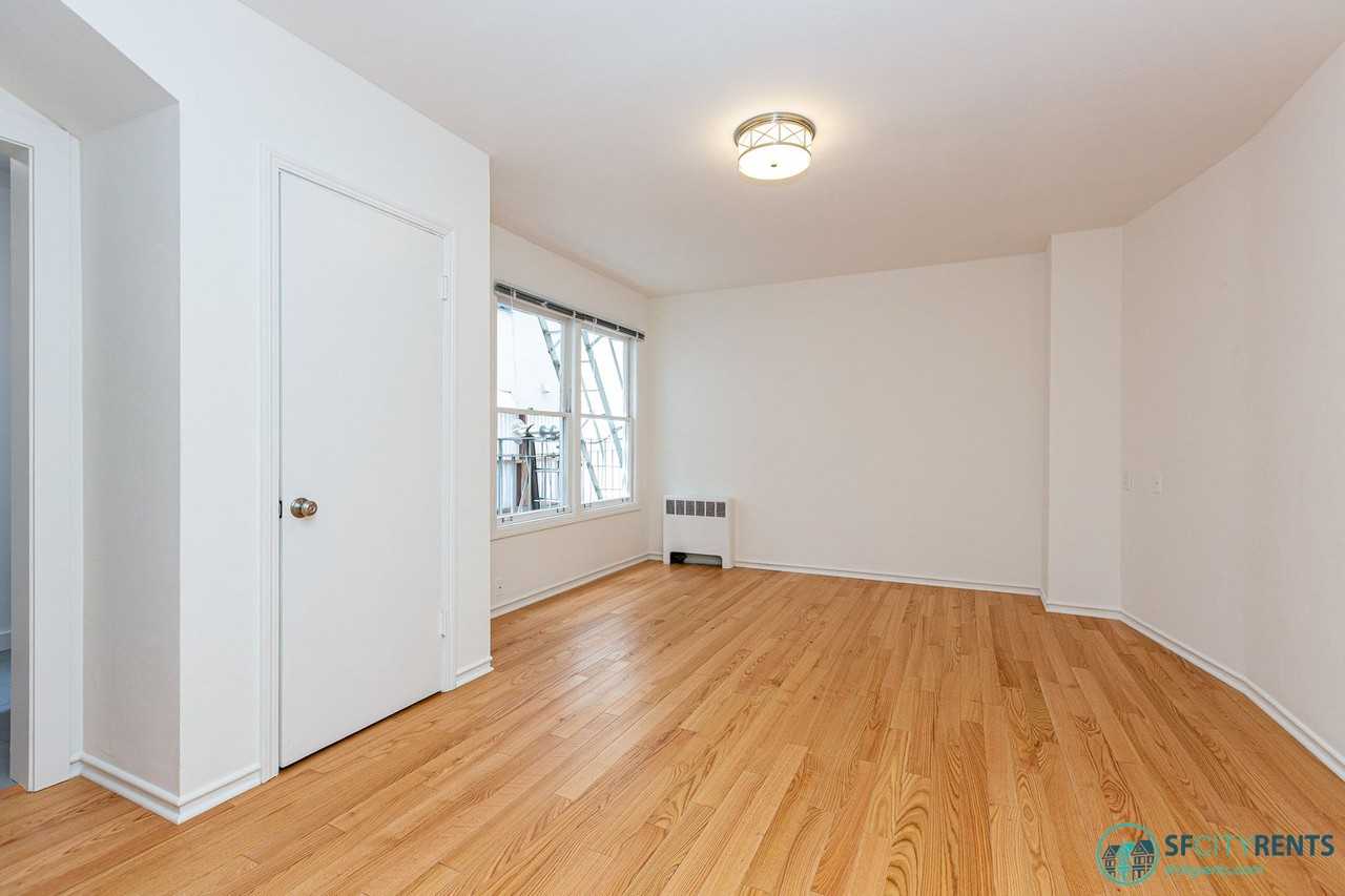 1685 Chestnut St #101 - Photo 6 of 22