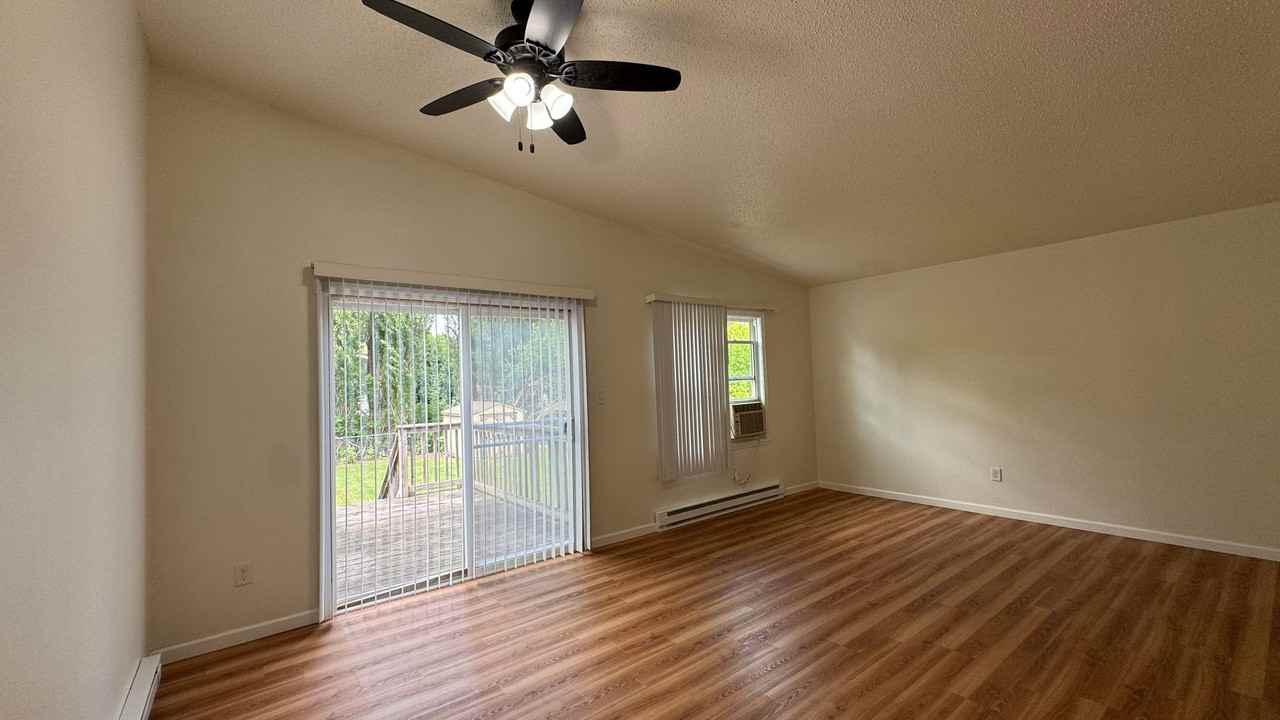 608 608/610 21st St NW - Photo 2 of 23