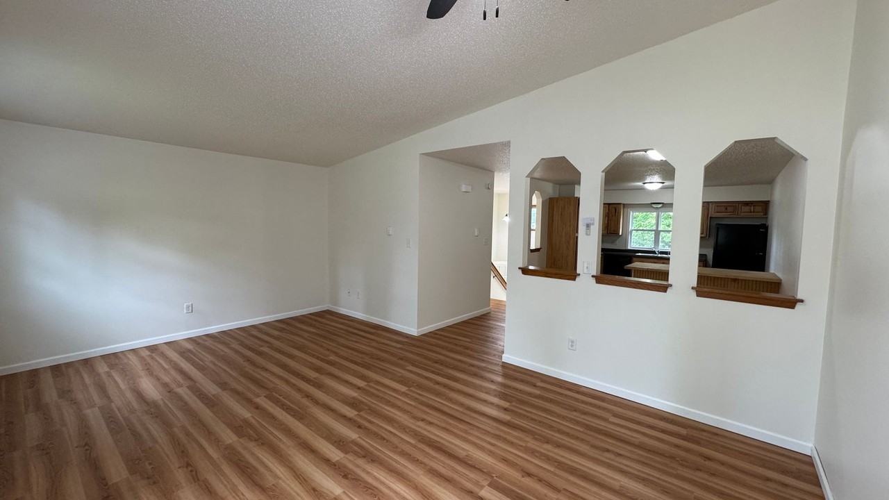 608 608/610 21st St NW - Photo 3 of 23