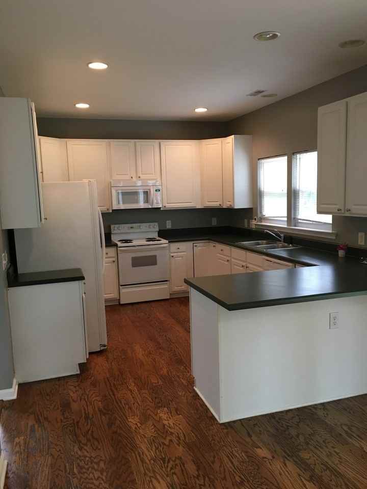30 Halehaven Dr - Photo 6 of 23