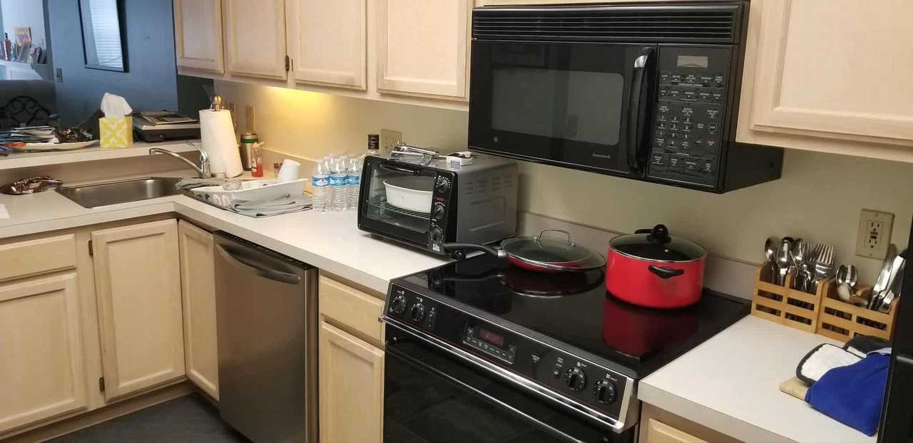 143 Stonegate Blvd - Photo 2 of 18