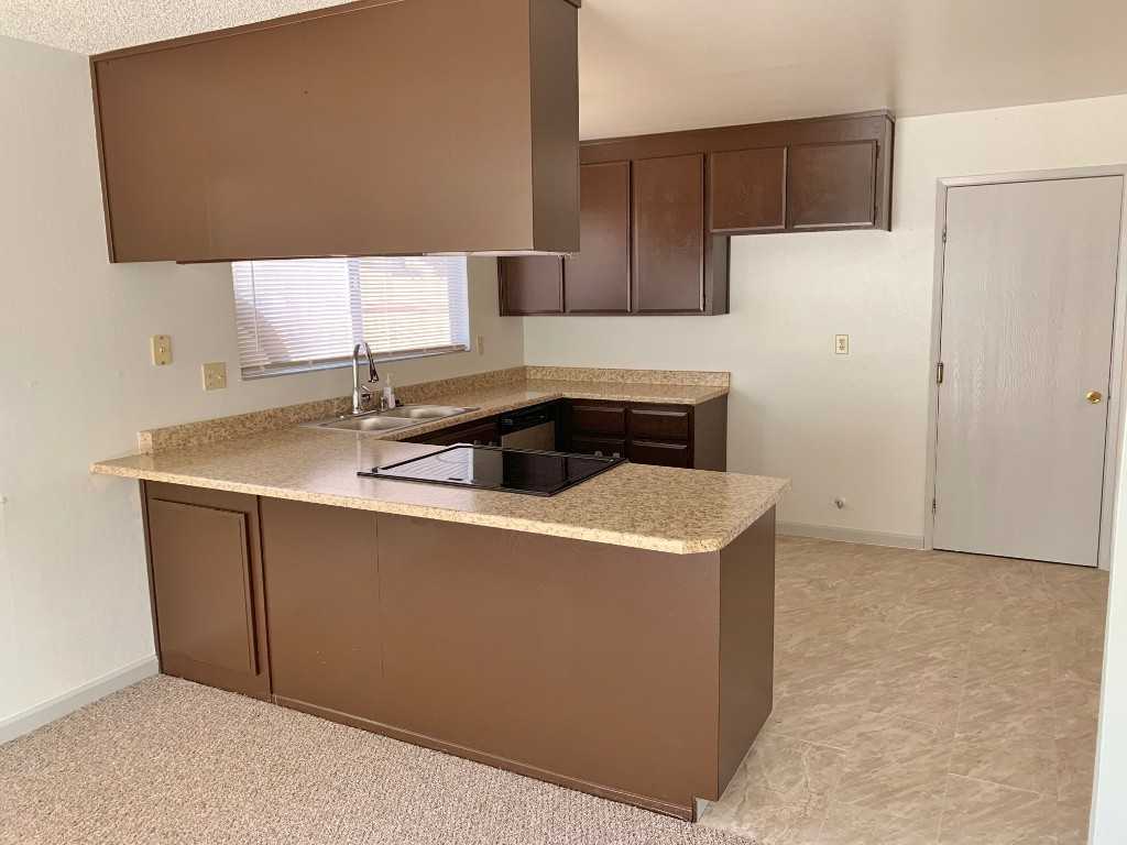 805 Avon Ct - Photo 6 of 14