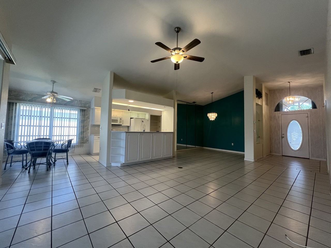 12932 Sw Doug Dr - Photo 3 of 28