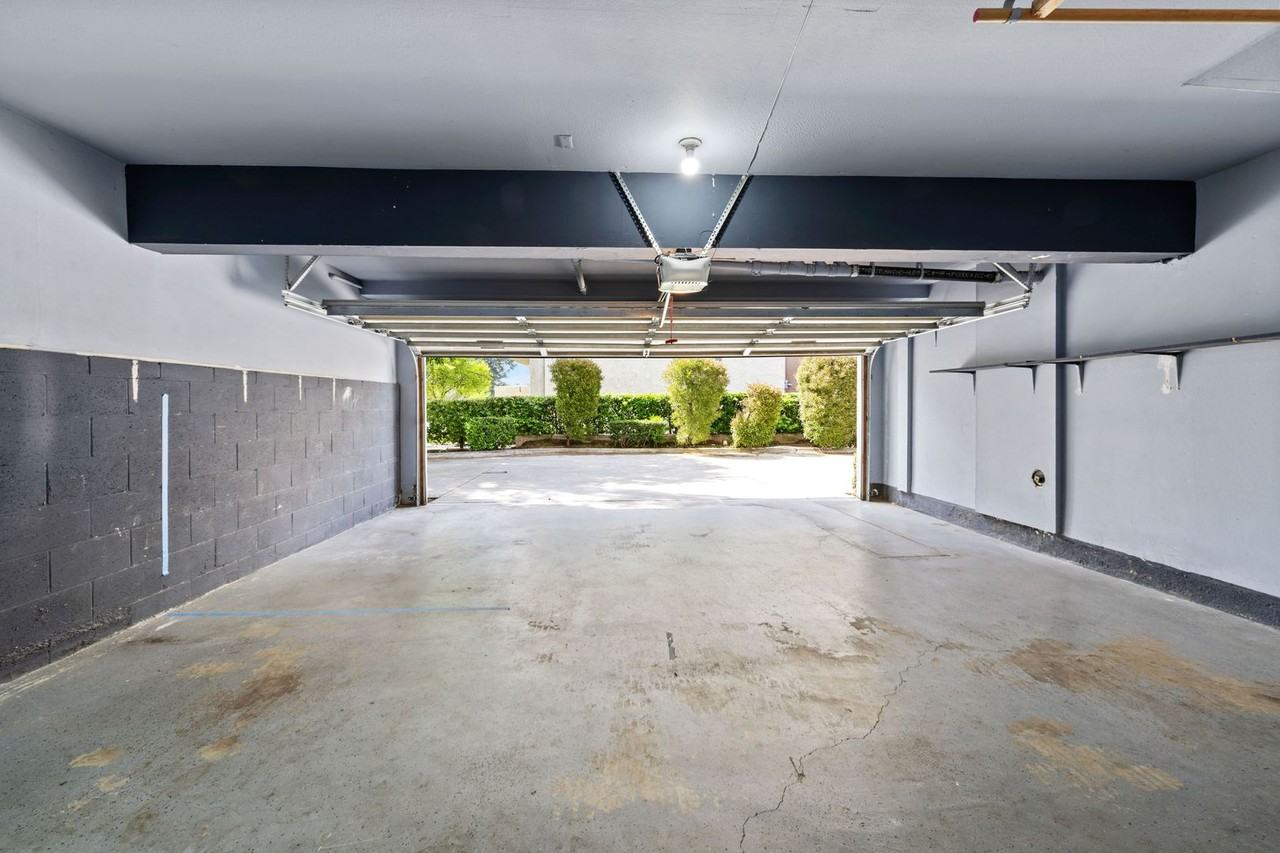 111 S Sierra Madre Blvd #1 - Photo 3 of 20