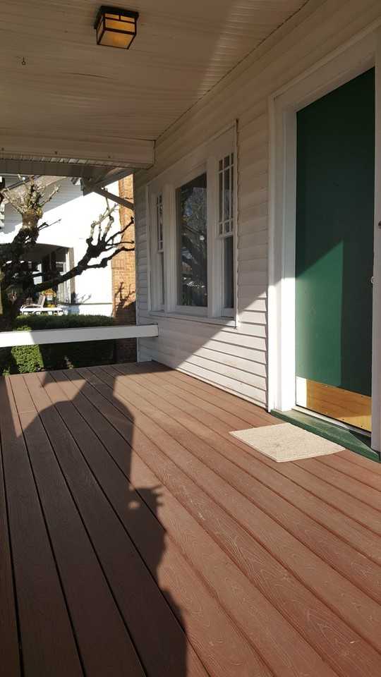 124 I St Se - Photo 2 of 17