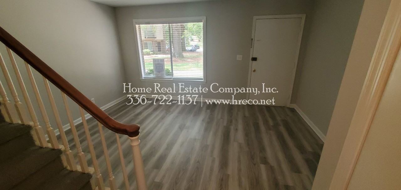 1449 Brookwood Dr #C - Photo 2 of 12