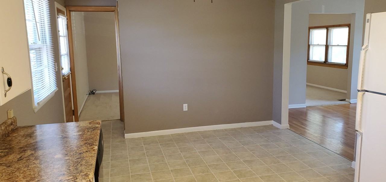 1607 Highridge Dr - Photo 7 of 15