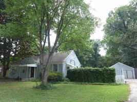 featured image of 699 Shotwell St