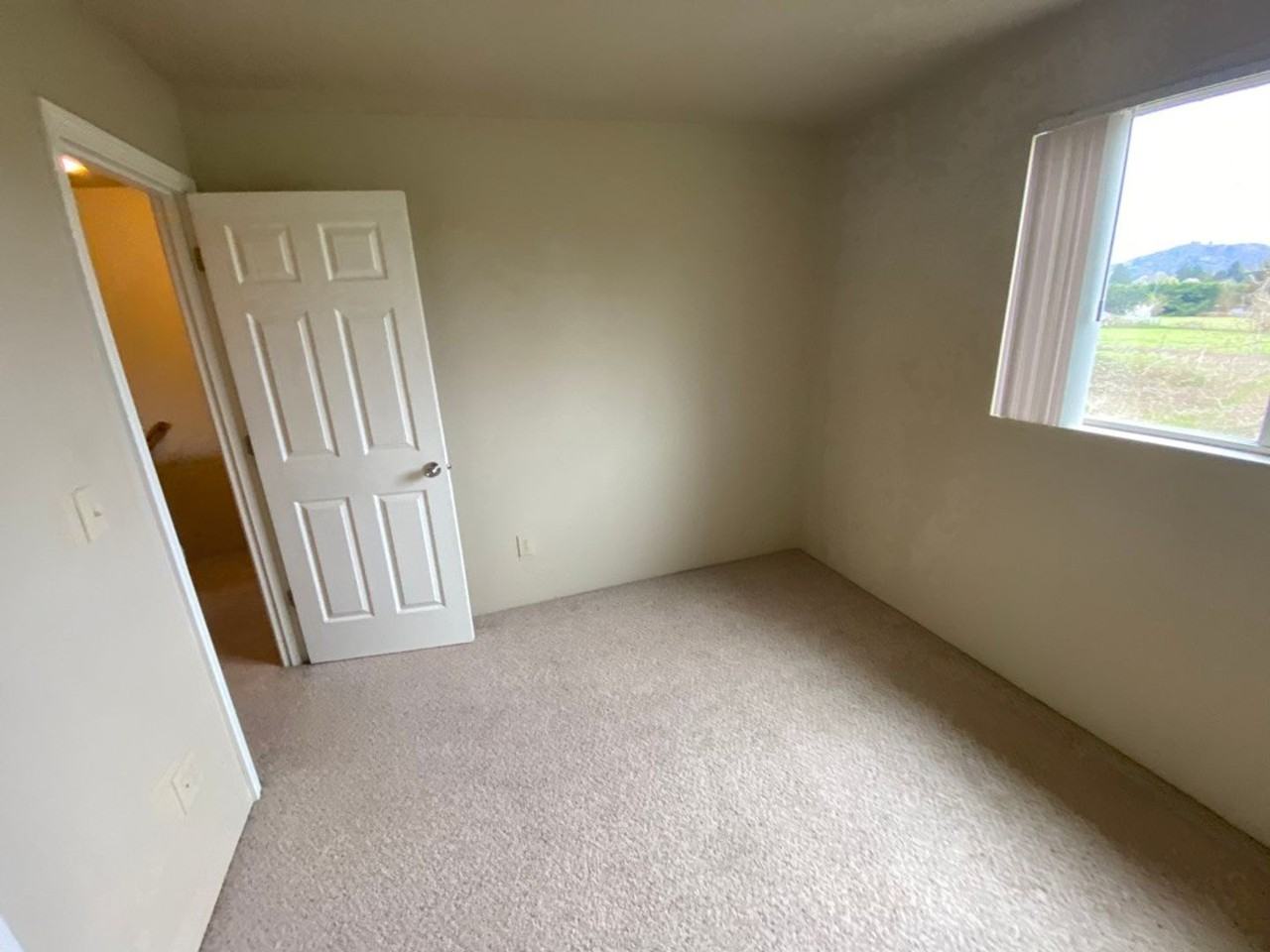 4164 Glacier View Dr - Photo 7 of 12