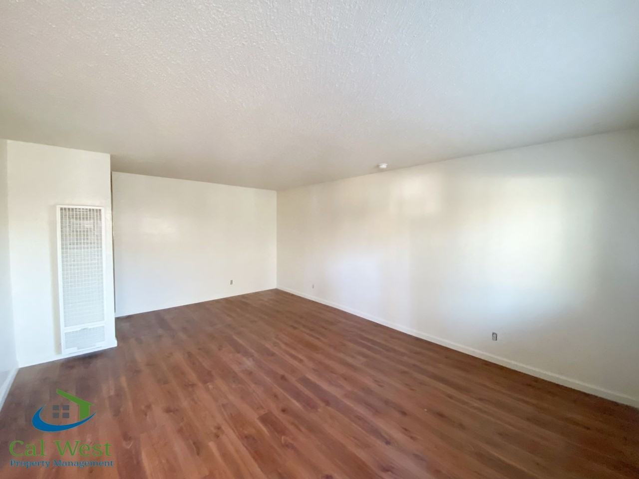 463 N 5th St #2 - Photo 3 of 14