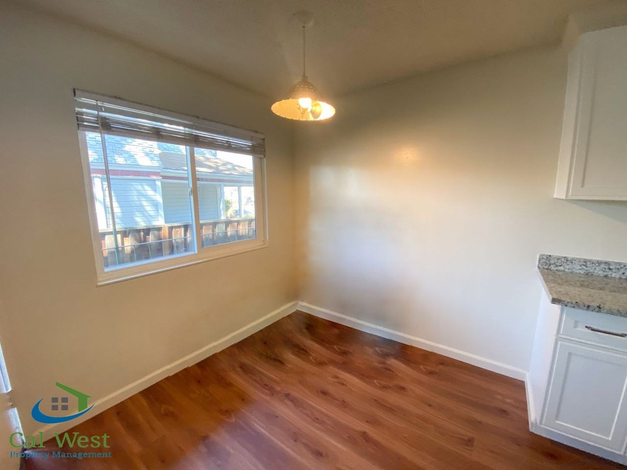 463 N 5th St #2 - Photo 5 of 14