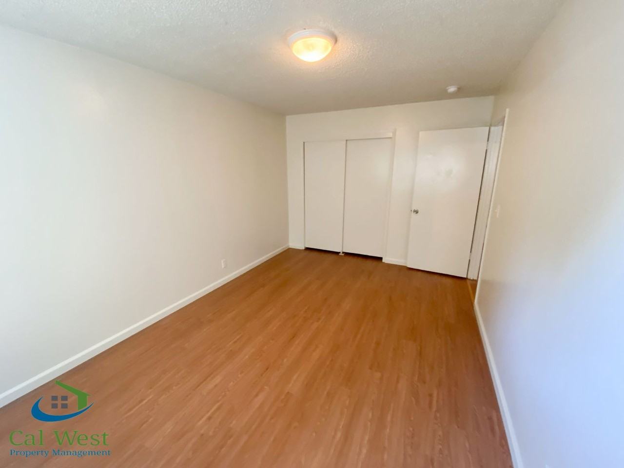 463 N 5th St #2 - Photo 7 of 14