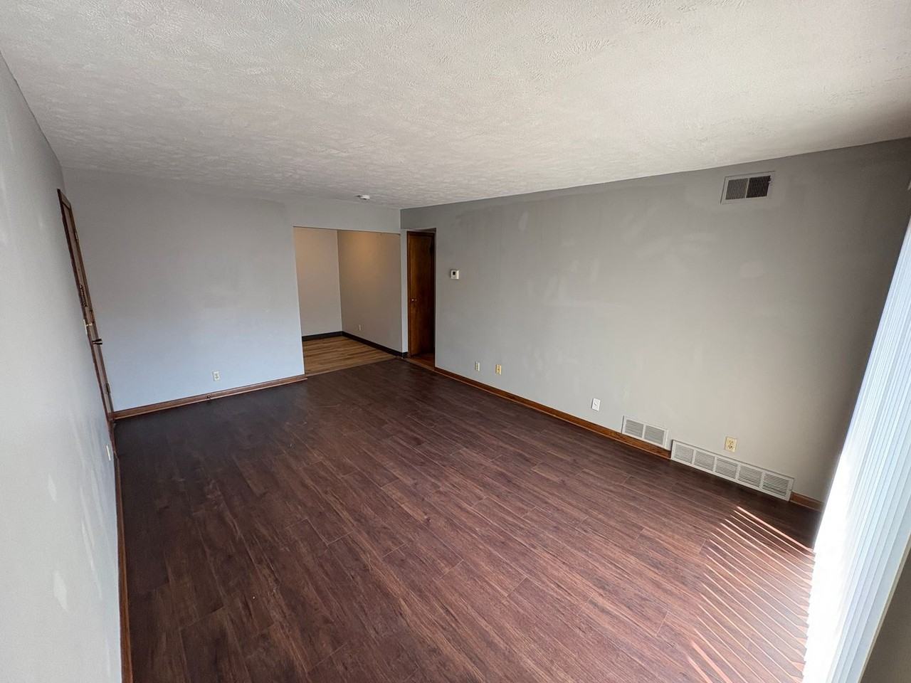 1527 S. 20th - Photo 2 of 30