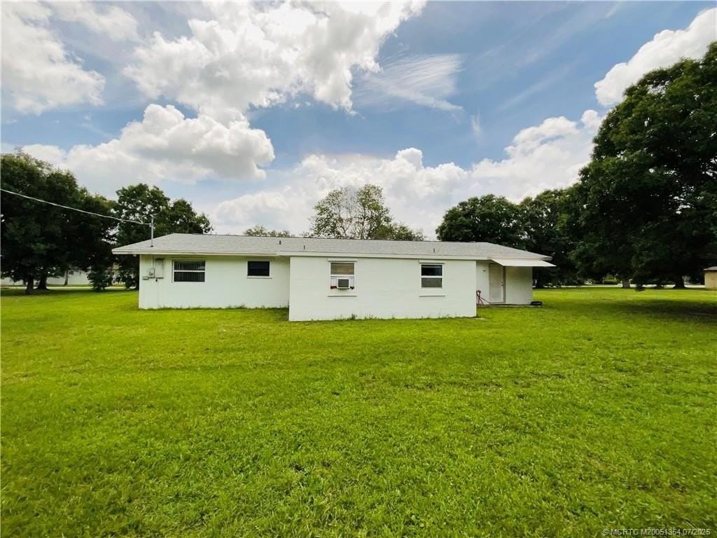 5213 Hummingbird Way - Photo 2 of 19