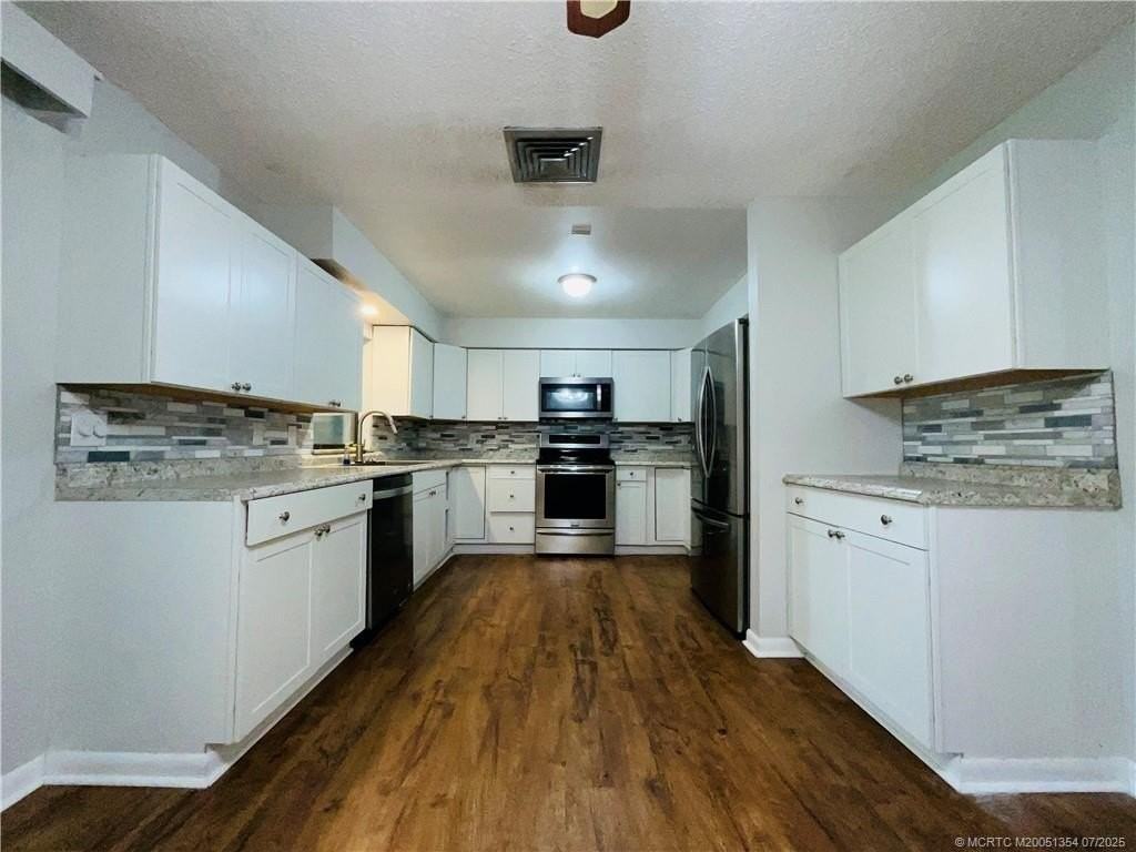 5213 Hummingbird Way - Photo 6 of 19