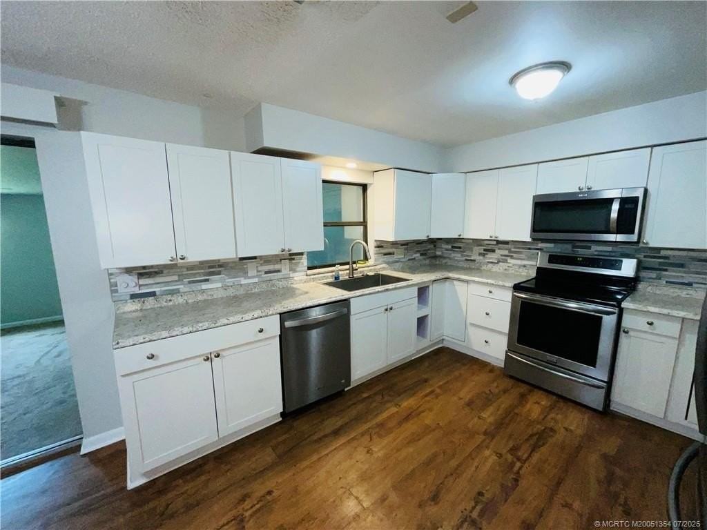 5213 Hummingbird Way - Photo 7 of 19