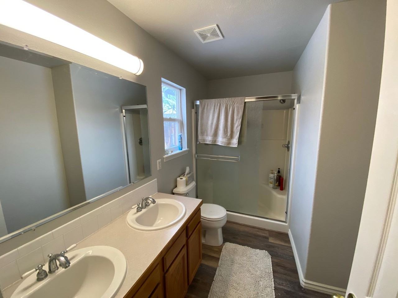 518 Sherwood Ct - Photo 3 of 4