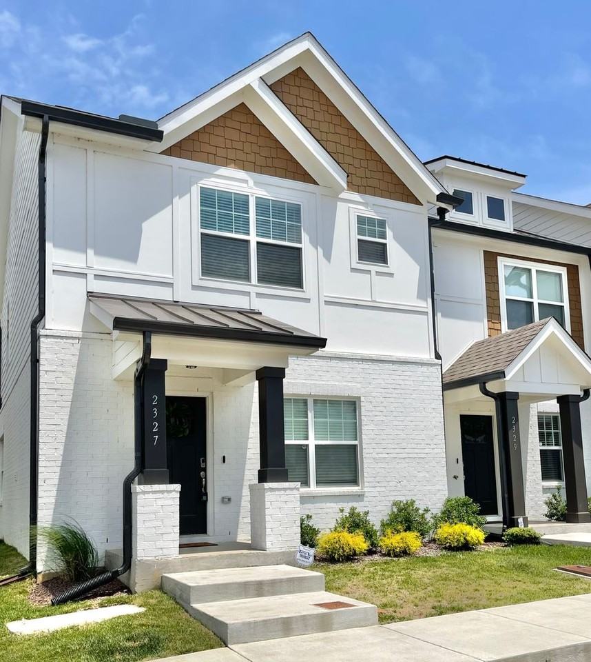 2327 Patrick Ave - Photo 2 of 38