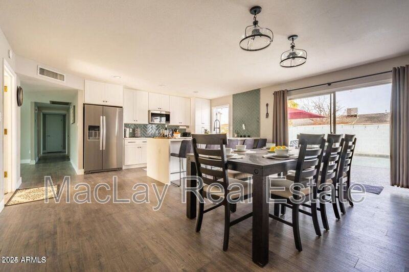 2430 E Hermosa Dr - Photo 5 of 13