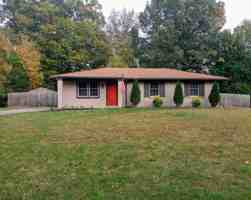 featured image of 407 Roselawn Dr