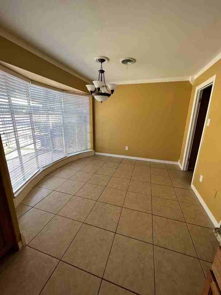 2017 S 32nd St - Photo 5 of 13