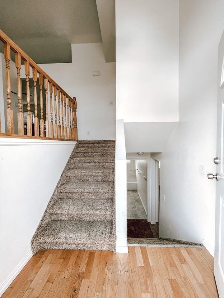 493 W 300 S - Photo 2 of 19