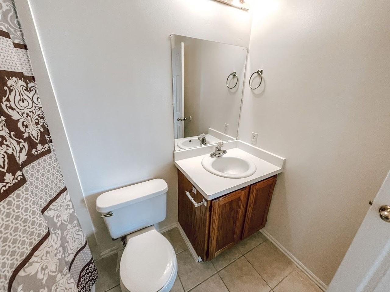 493 W 300 S - Photo 7 of 19