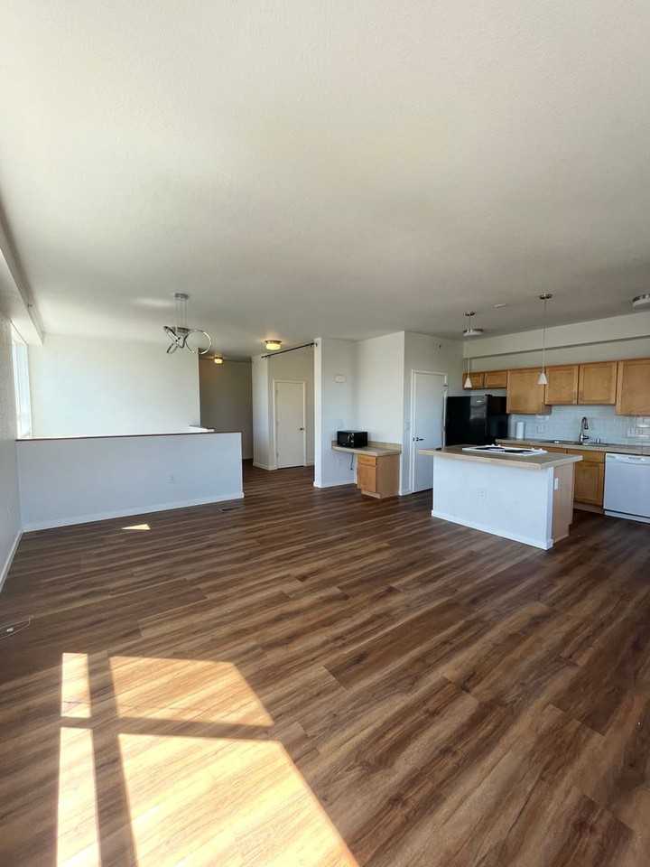 2830 E College Ave #303 - Photo 5 of 39