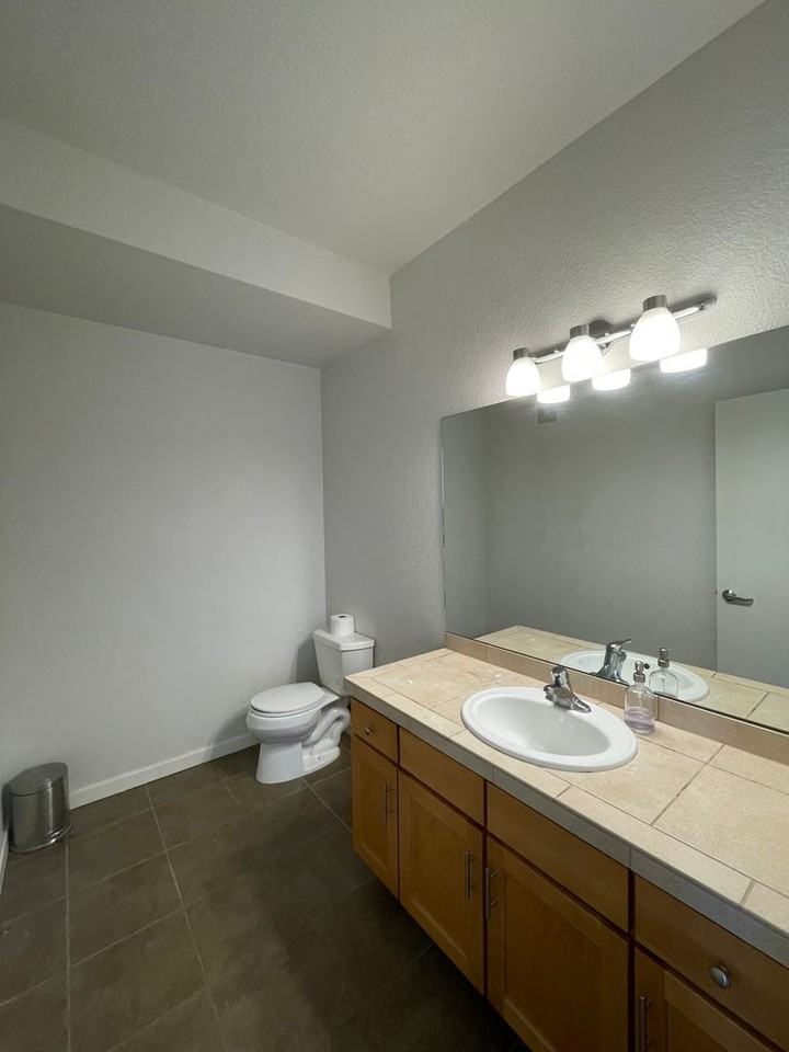 2830 E College Ave #303 - Photo 7 of 39