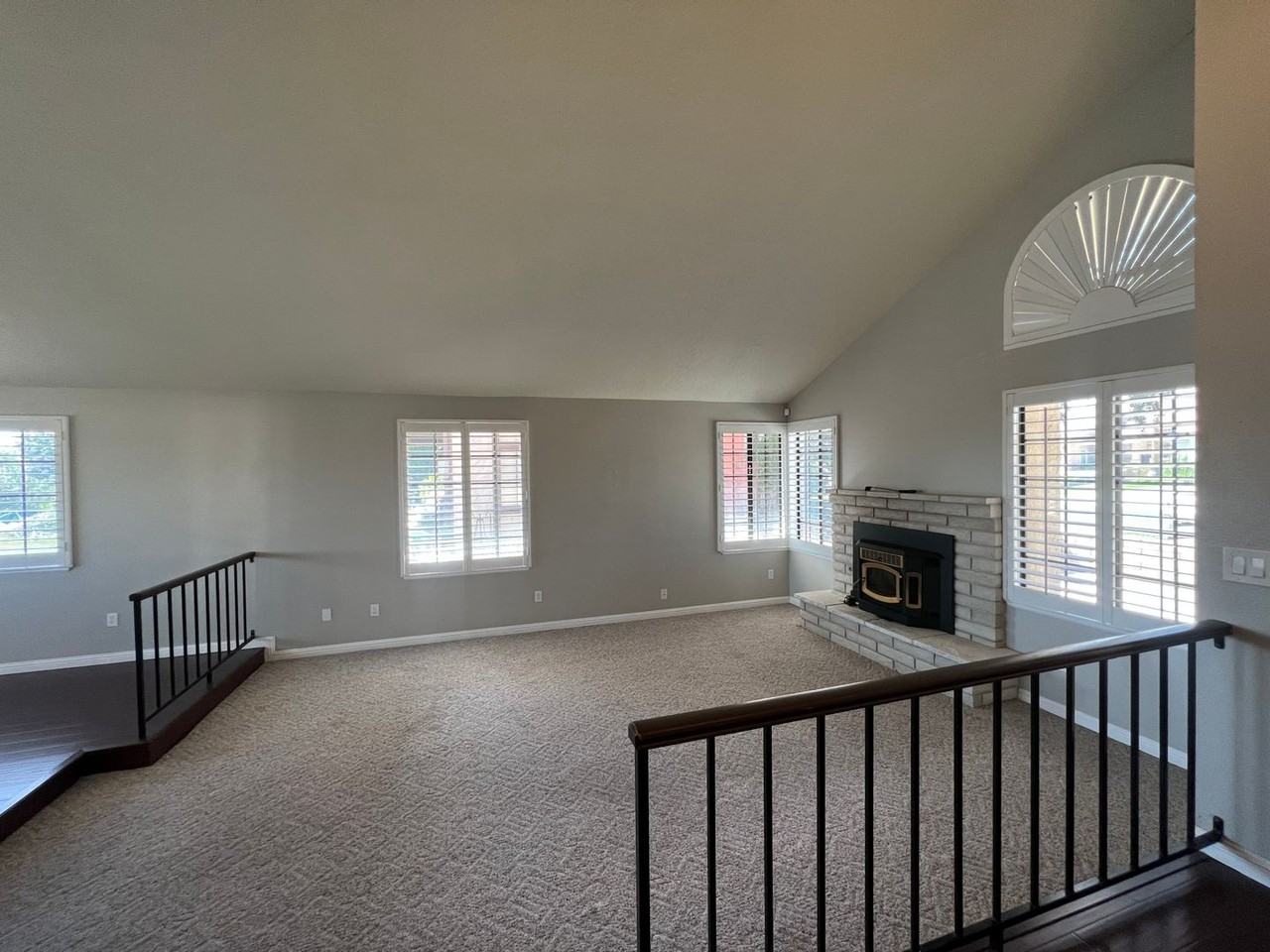 13455 Hidden Valley Rd - Photo 4 of 31