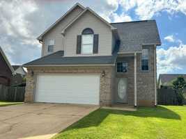 featured image of 312 Hayat Loop