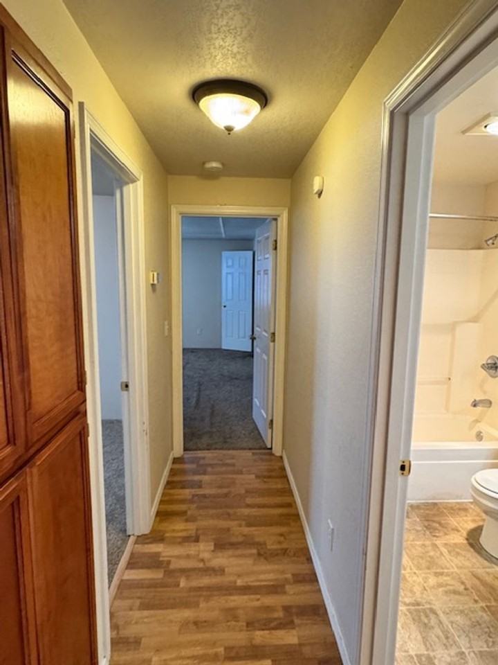 1919 Green Valley Way - Photo 6 of 28