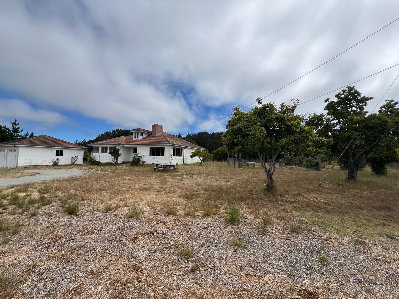 240 Via Pontos Way - Photo 2 of 27