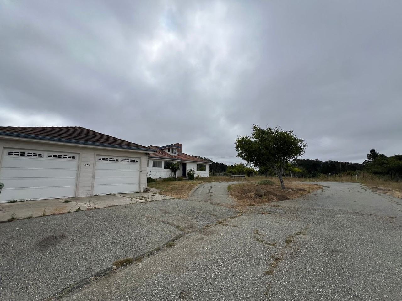 240 Via Pontos Way - Photo 3 of 27
