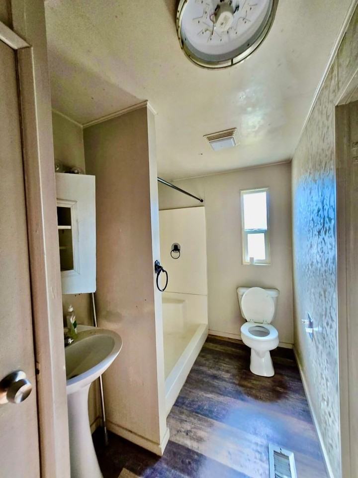 189 E C Ave - Photo 7 of 8