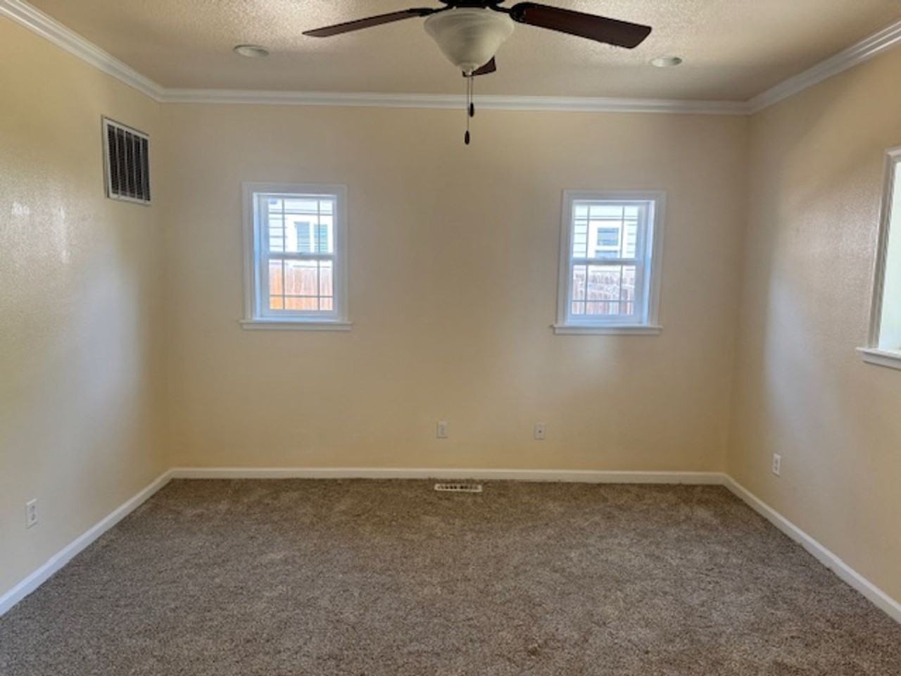 1864 Gabriel Way - Photo 4 of 32