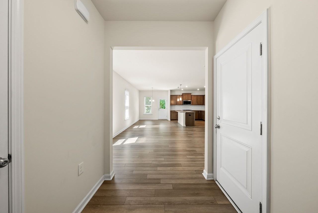 82 Whitesell Way - Photo 5 of 28