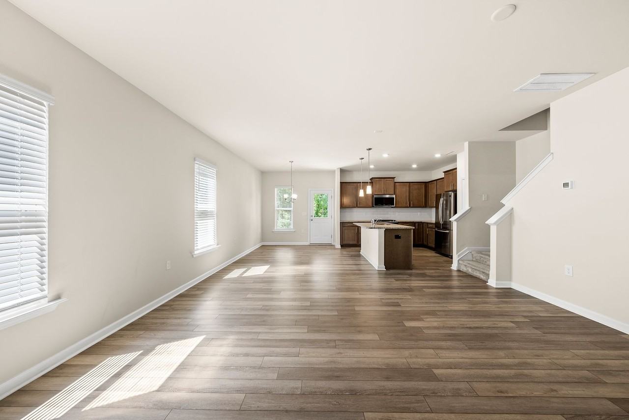 82 Whitesell Way - Photo 6 of 28
