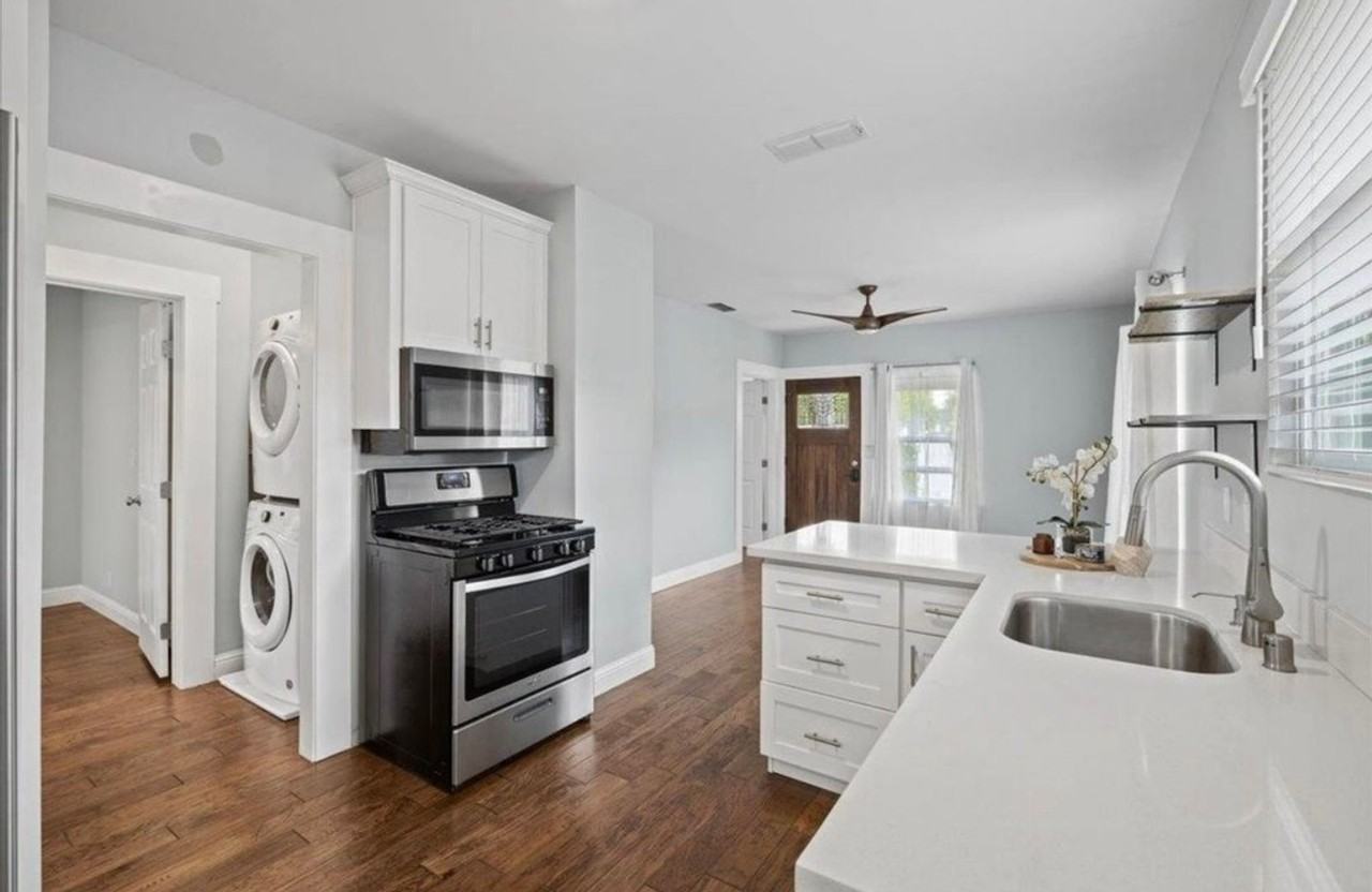 2600 20th St - Photo 3 of 21