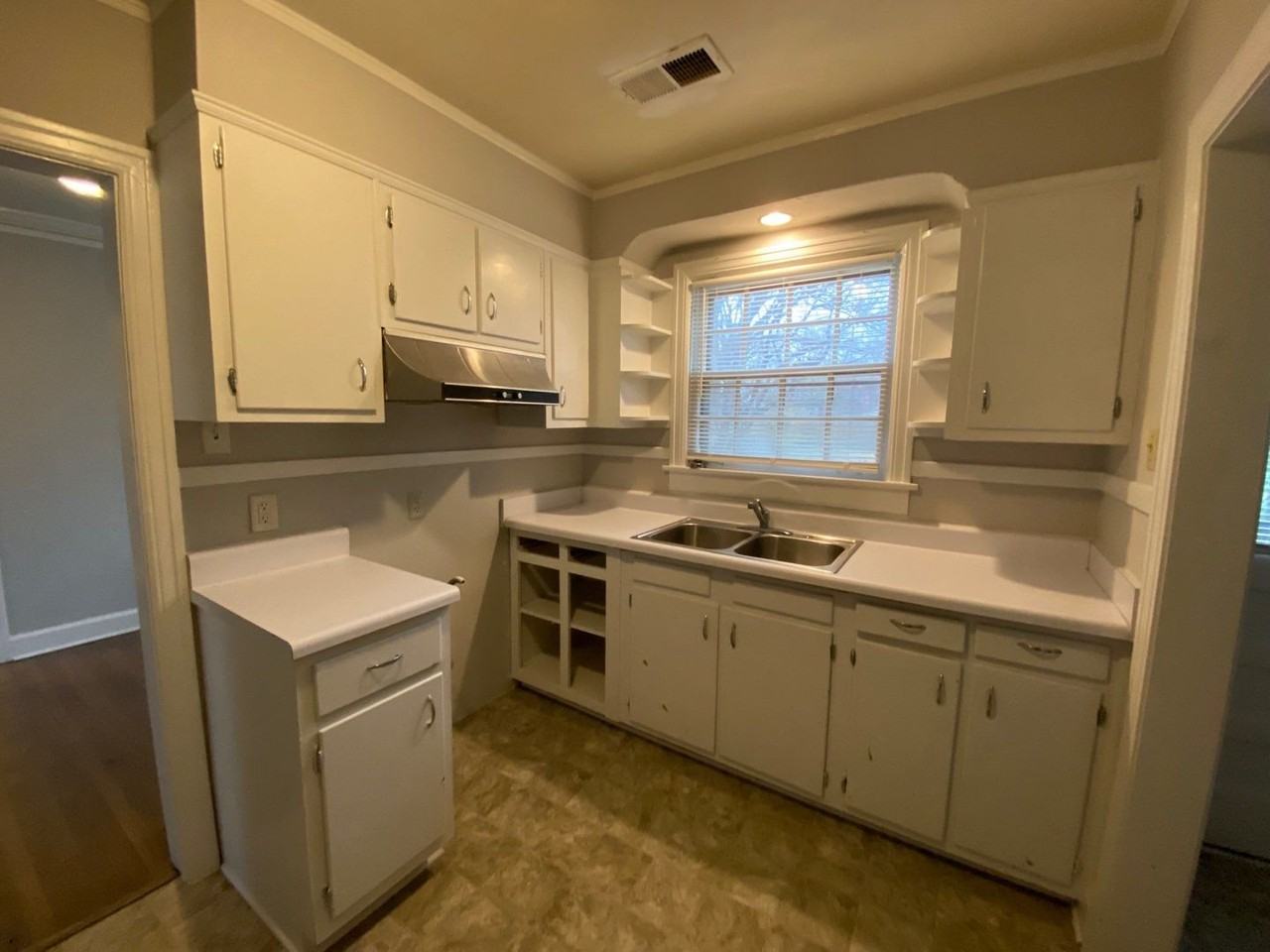 616 Shotwell St - Photo 2 of 11